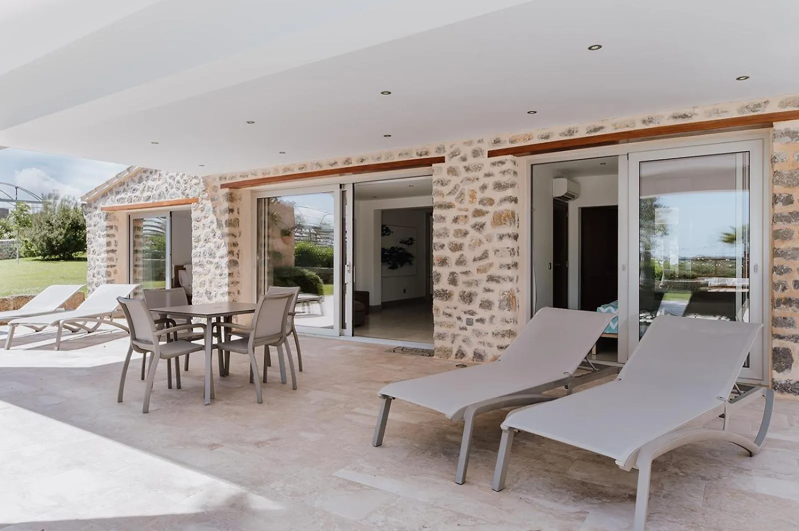 Sa Talaia Blanca Villa Muro 0*,