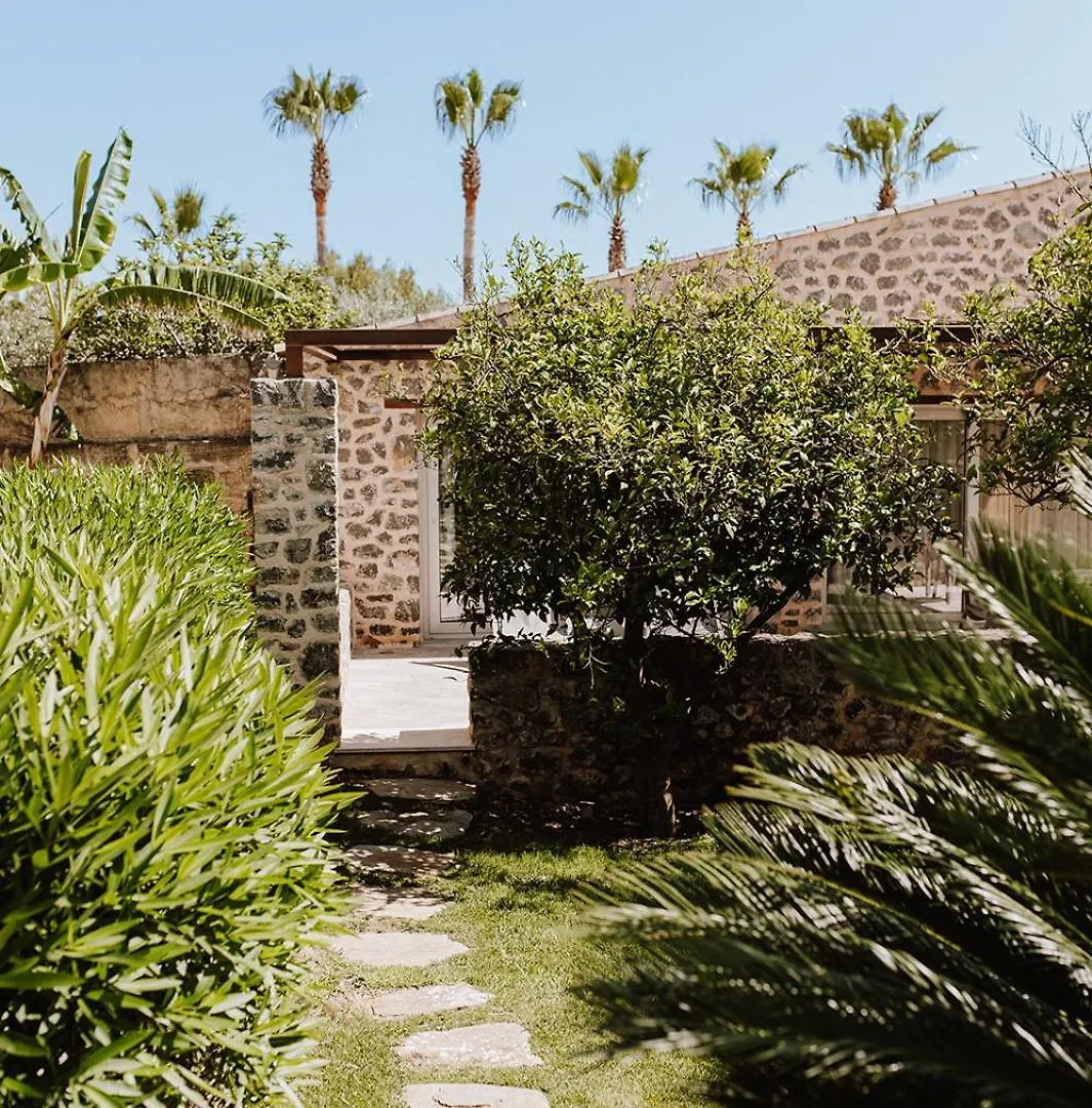 Vakantieboerderij Sa Talaia Blanca Villa Muro